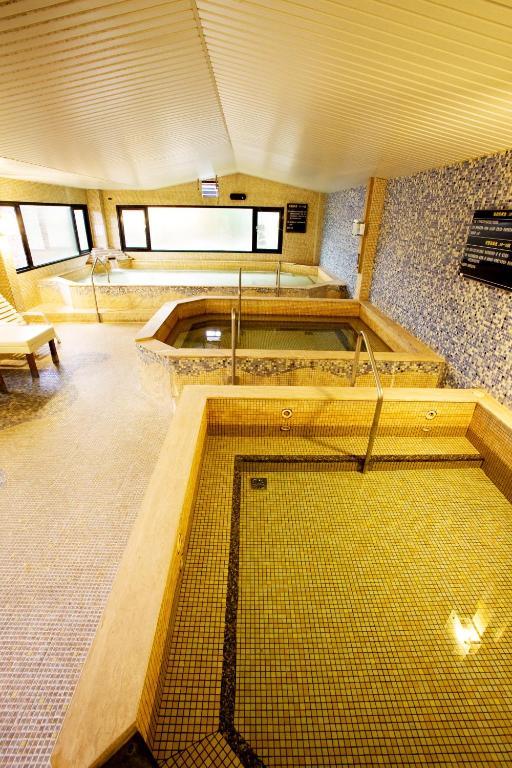 קילונג Chat Hot Spring Resort מראה חיצוני תמונה