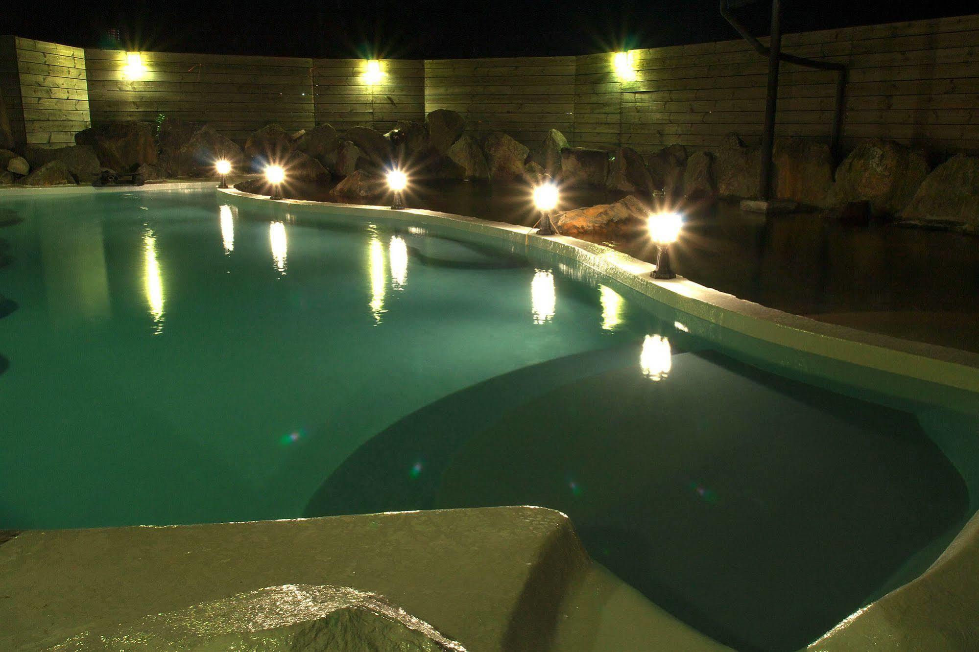 קילונג Chat Hot Spring Resort מראה חיצוני תמונה