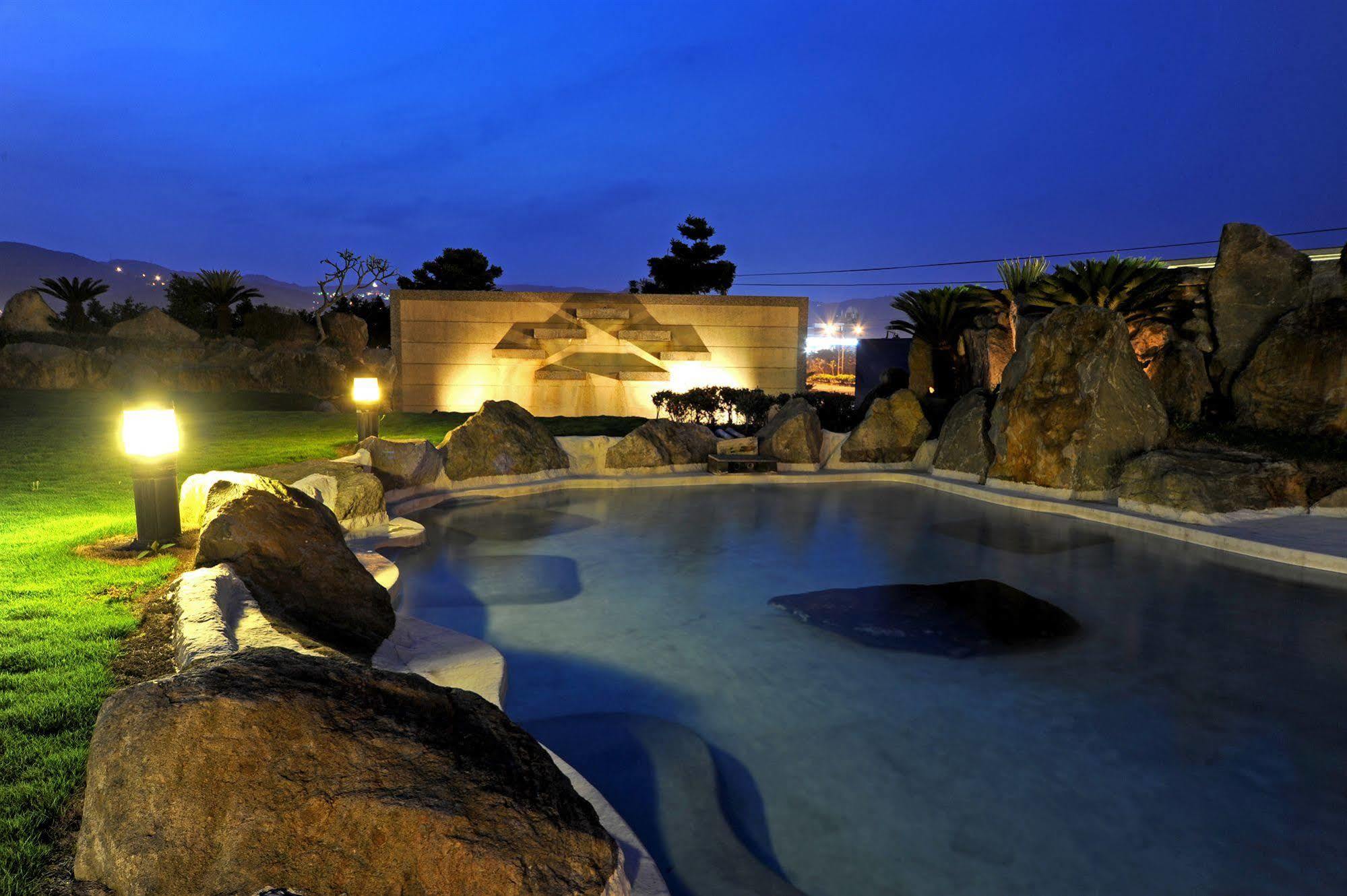 קילונג Chat Hot Spring Resort מראה חיצוני תמונה